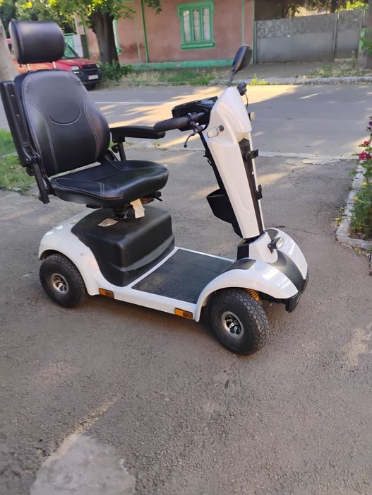 Vind scuter electric in stare de funcționare