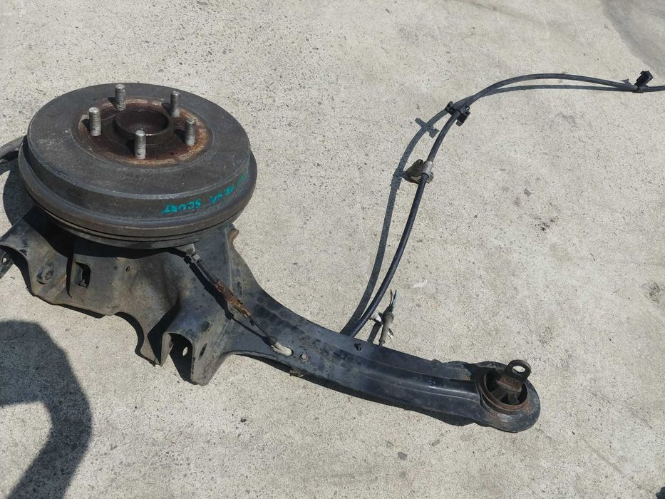 fuzeta dreapta spate 1.5 tdci ford focus 3 scurt