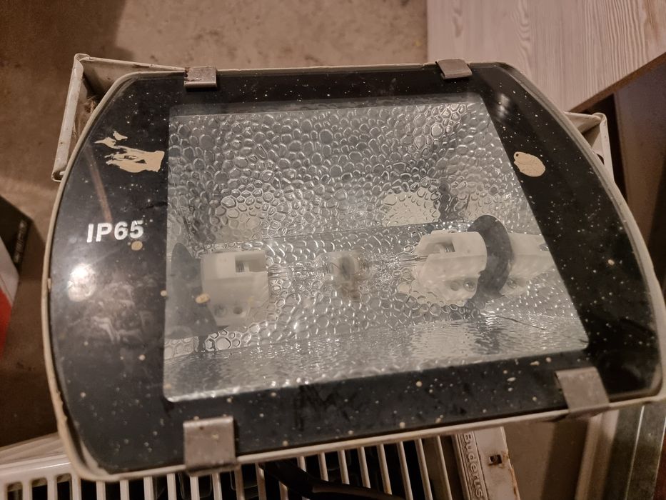 Фонари уличные 2 штуки ip65