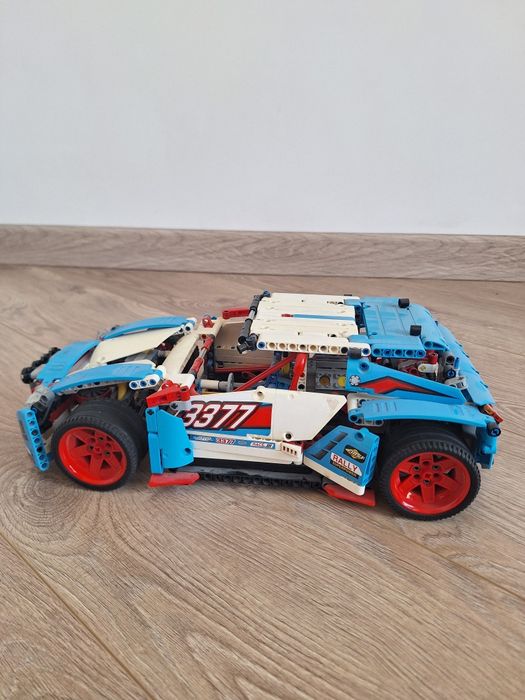 LEGO Technic Rally Car (42077)