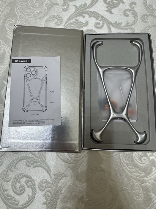 Металлический премиум чехол-бампер для iPhone 15 Pro Max