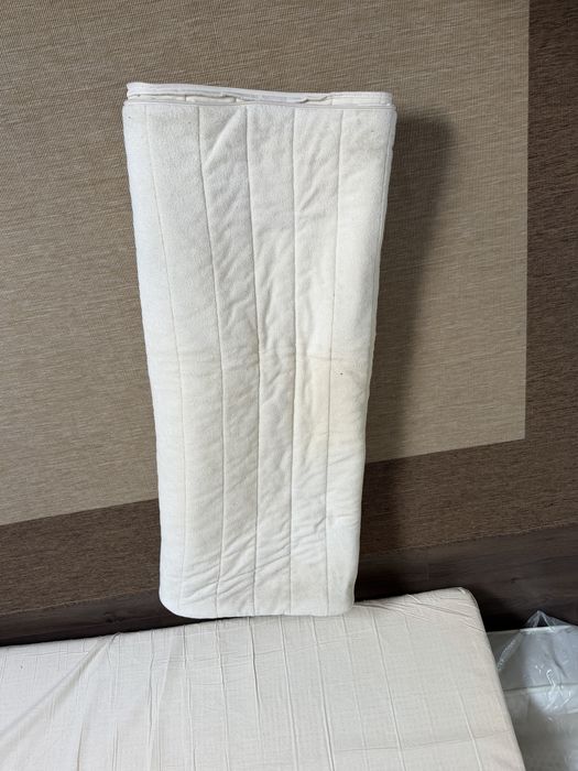 Saltea pat 90/180 cm stare fiarte buna cu husa detasabila