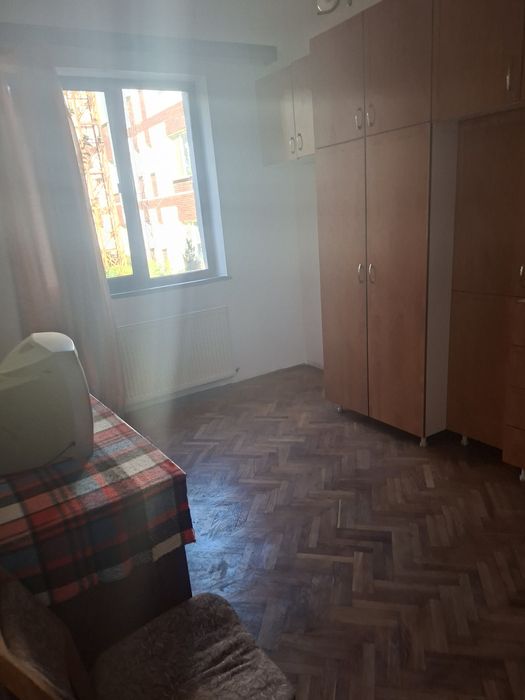 Inchirez apartament 2 camere pe strada Decebal partial mobilat