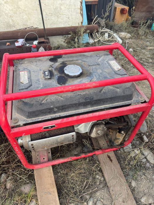 Продам электро движок бензиновый