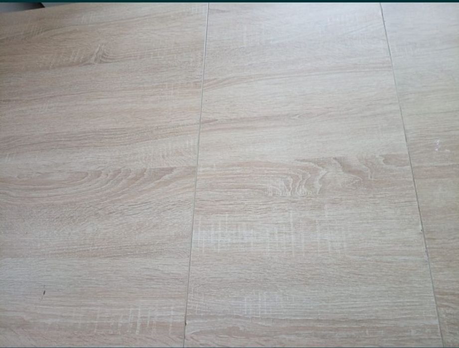 Продам кухонный стол