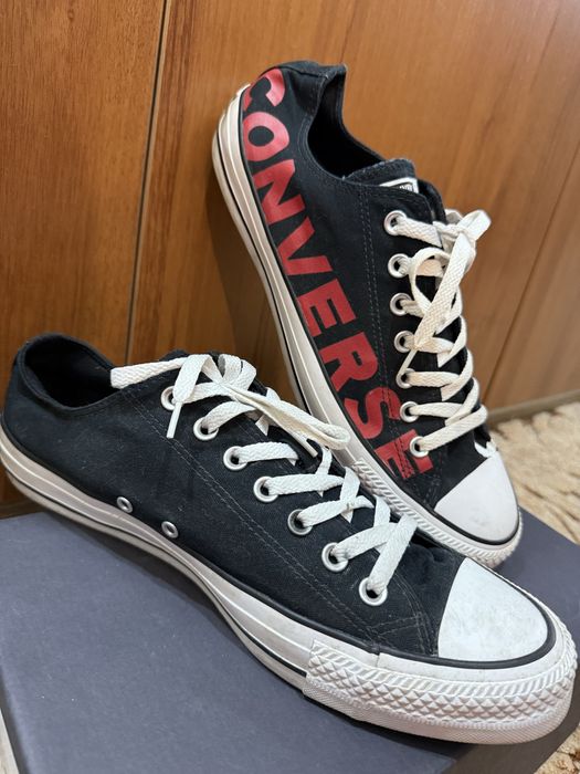 Кецове Converse All Star черни с червен надпис ,,CONVERSE’’ 45 размер.