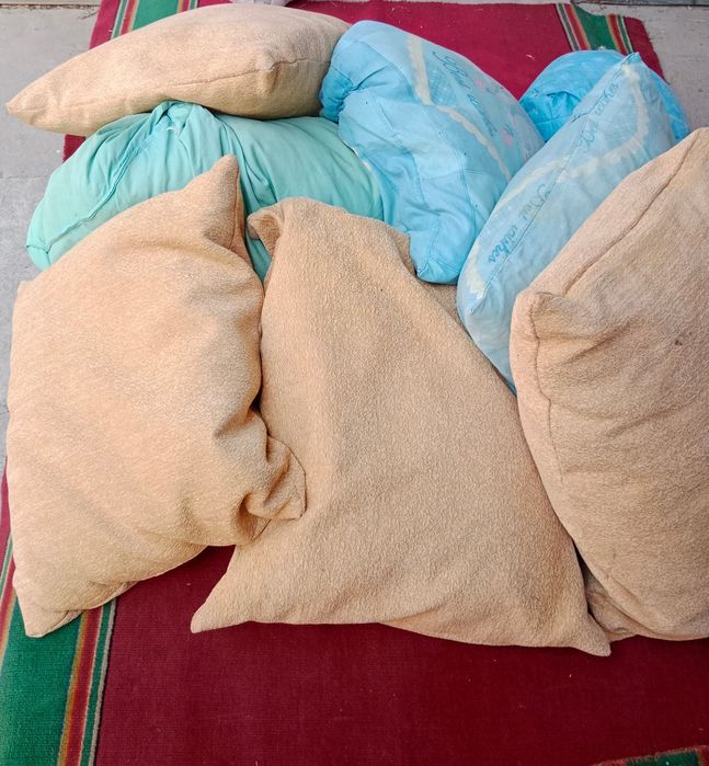 Перьевые подушки