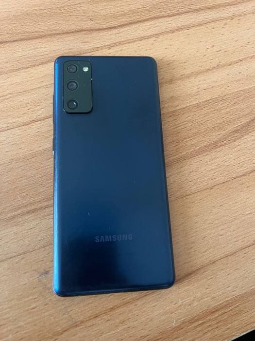 SAMSUNG S20 F 5G sotiladi