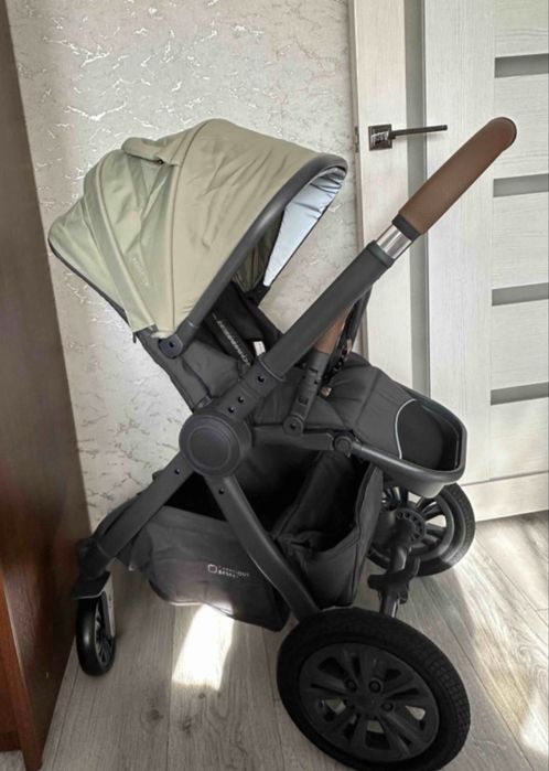 Коляска Happy baby Mommer Pro