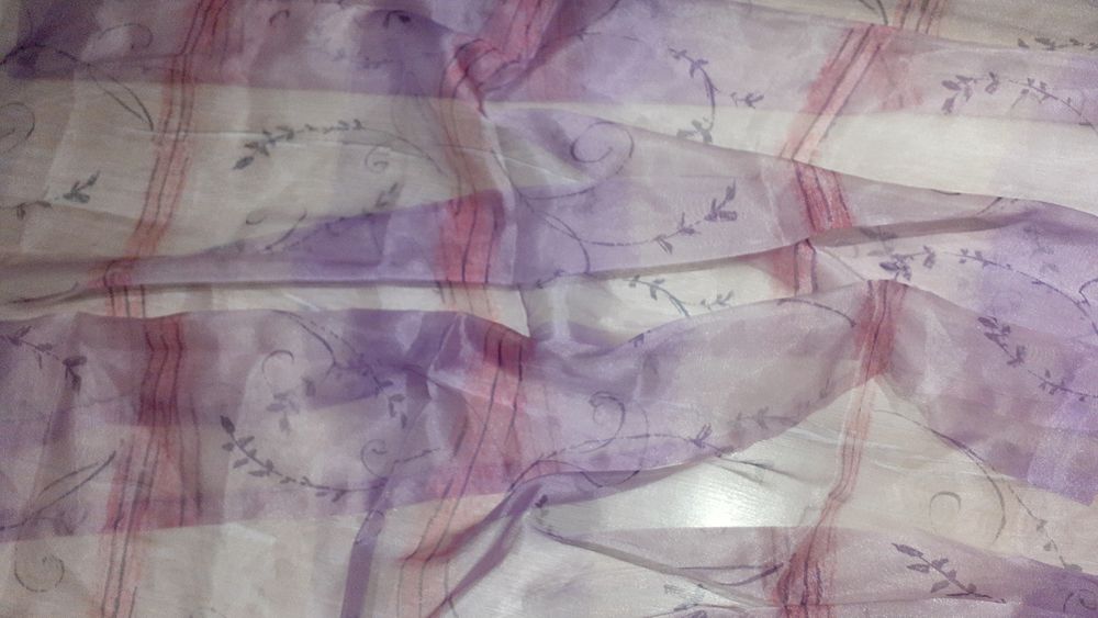 пердета-лилава и бяла органза, и жълти