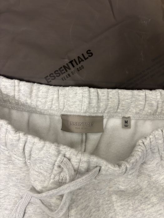Essentials къси гащи