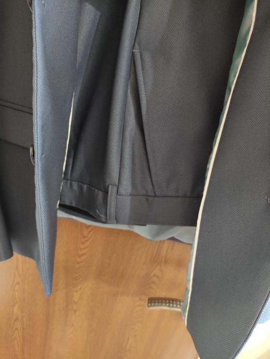 Страхотен мъжки костюмтазчер М Л