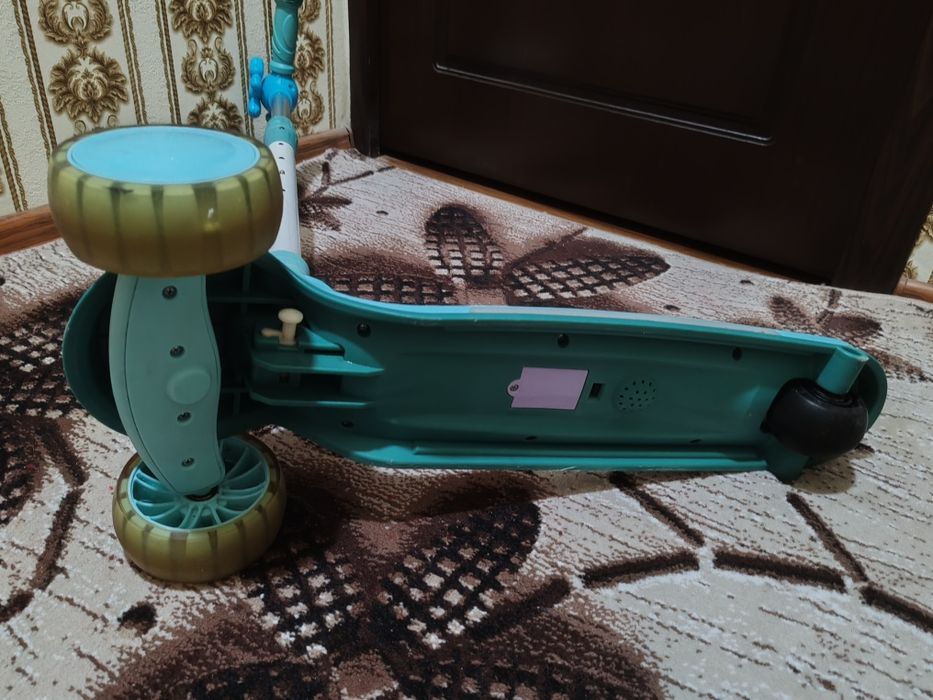 Самокат детский "Холодное сердце"