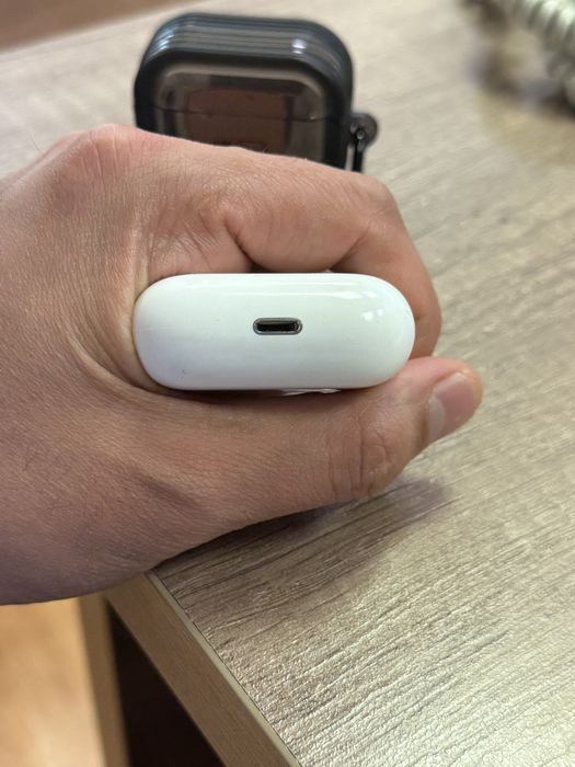 Продам AirPods 3