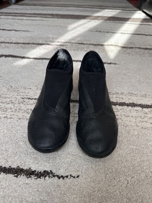 Бутсы adidas черный