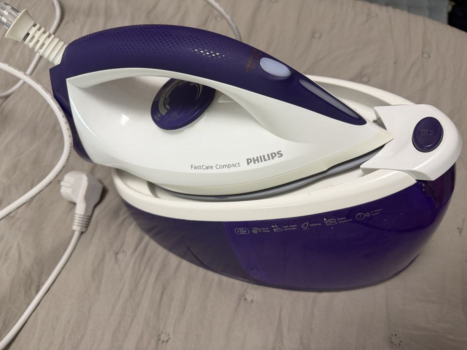 Fier de calcat Philips FastCare Compact