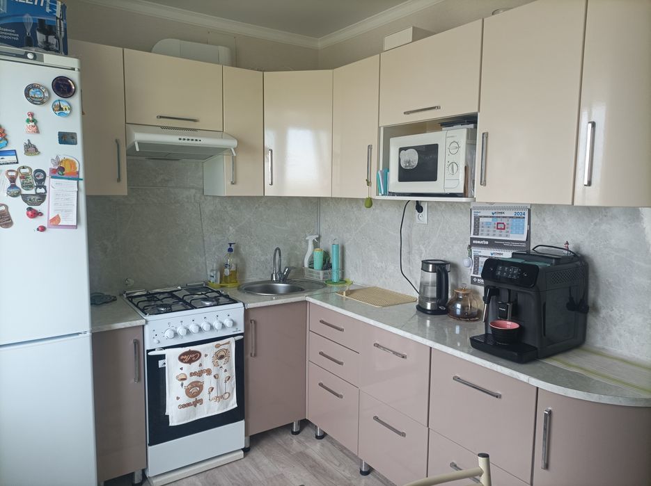 Продам квартиру мжк