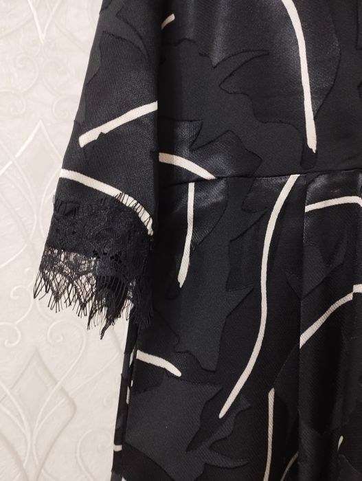 Шикарное платье 54 размер