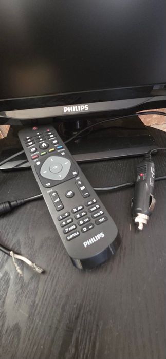 Телевизор Philips 22" на 12V
