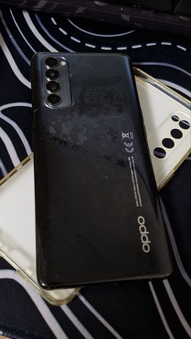 iphone 12 mini, oppo 4 pro