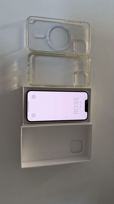 Ofer spre vanzare Telefon IPhone 13 Mini Starlight