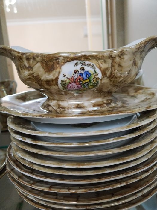 Столово - чайный сервиз "Мадонна"