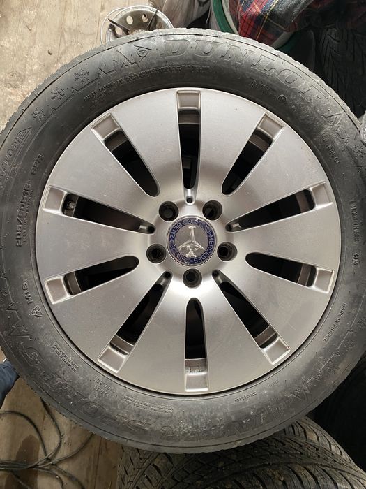 Vând set jante Mercedes benz. Originale