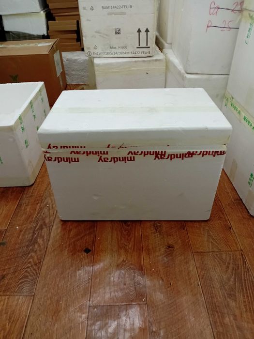 Термоконтейнер хлодоэлемент .