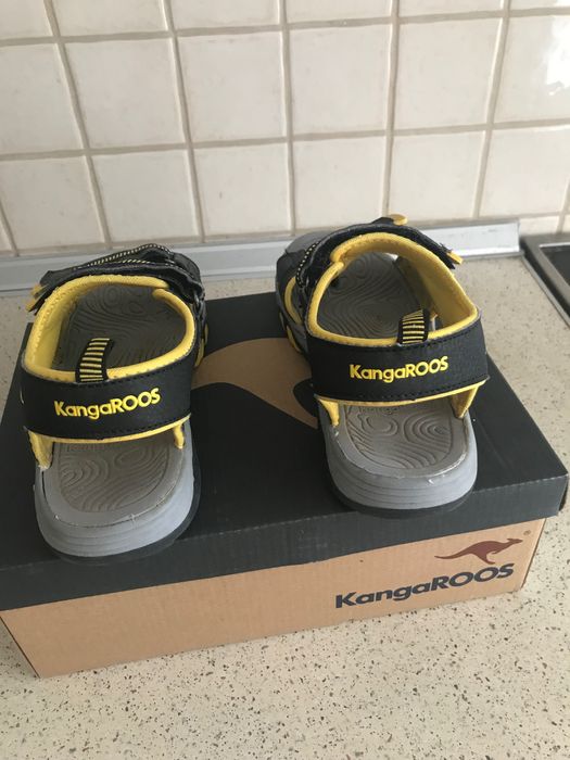 Kangaroos сандали за момче 38 номер.