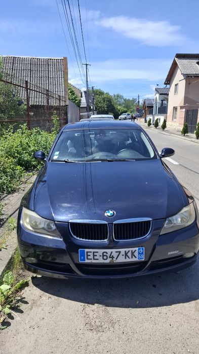 Bmw e90 320d  Bmw seria 318 d