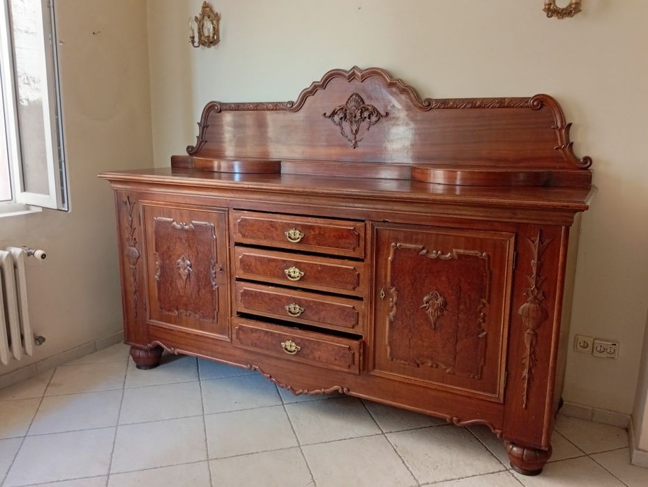 Старинни бюфети от 1915