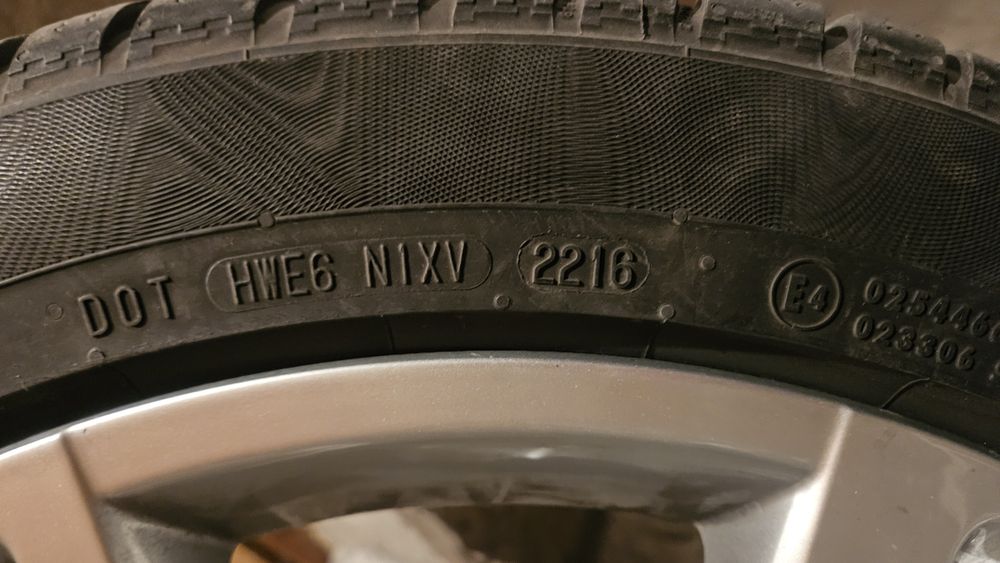 Продавам джанти 19 цола със зимни гуми от Ауди А7