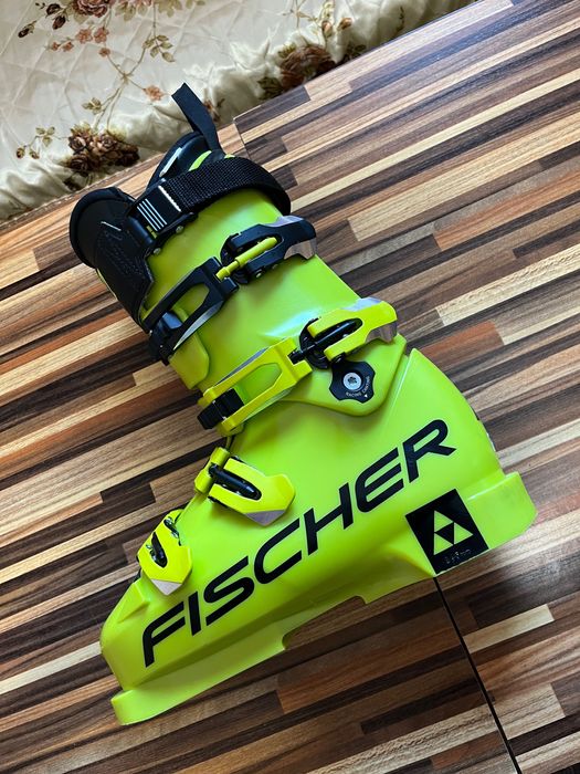 Ски обувки Fischer RC 4 Podium 150 / 25,5см.