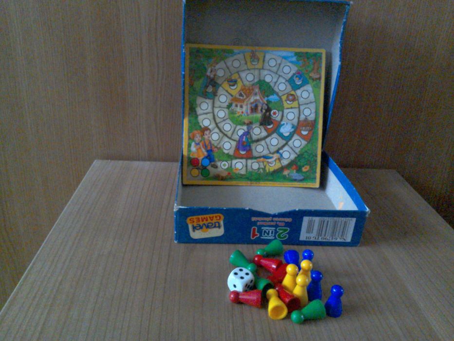 Joc cu pioni: 2 fete: Motanul Încălțat și Hansel și Gretel: D-toys