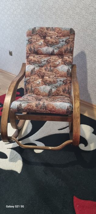 Кресло качалка дерево