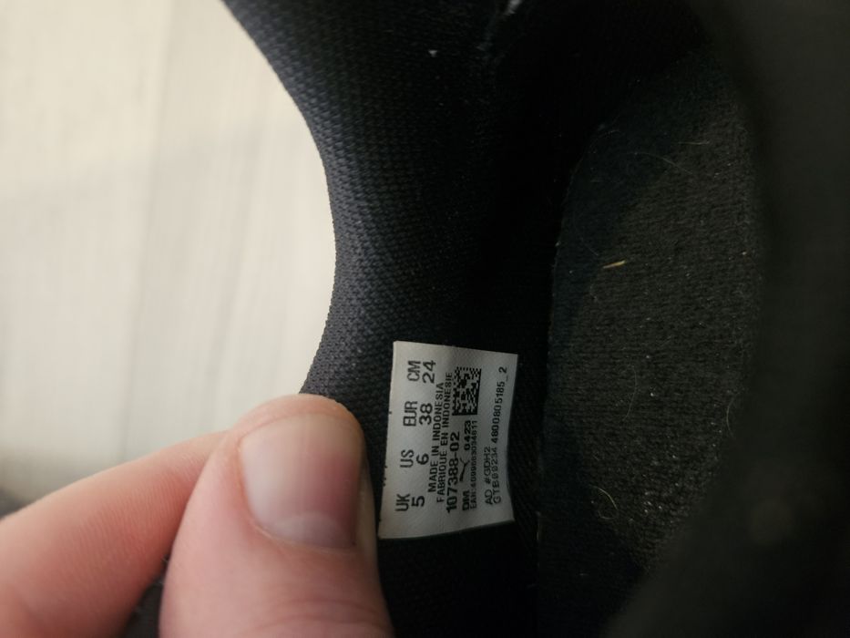 Ghete fotbal Puma, marimea 38