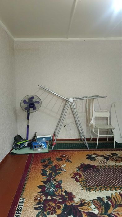 Спутник-9 Продаеться 1 комнатная квартира