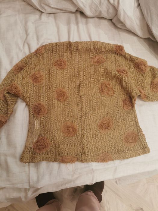 Красива блузка LUCY