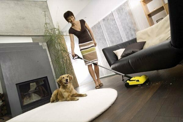 Электровеник KARCHER K 55 Plus, с настенным кронштейном, желтый