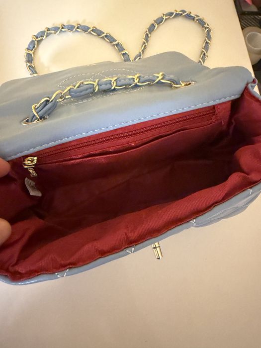 Дамска чанта Chanel Mini Classic в бежов и светло син цвят