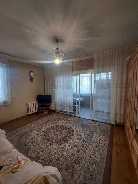 Олмазор туманида 2 хона сотилади Фаргона макро