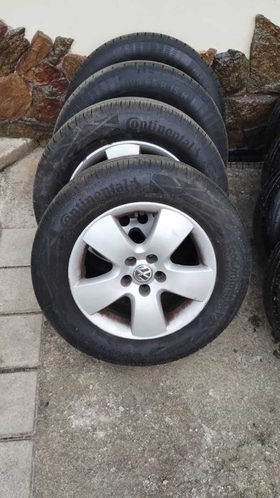 Vând roți (jante+anvelope) VW Golf