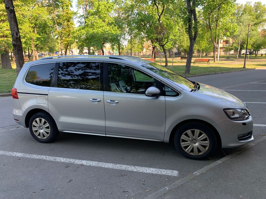 Sharan 7 locuri Highline DSG 170 cp
