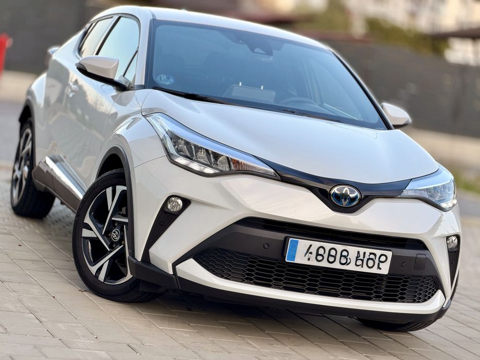 Toyota CHR 2.0 Hibryd An 2023 06 Top Auto