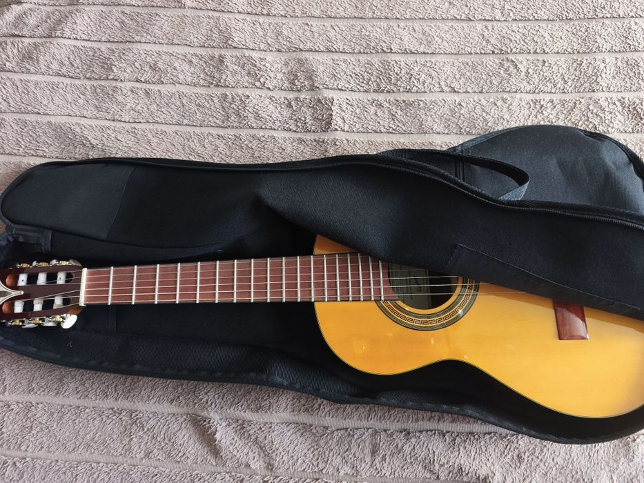 Epiphone Classical E1 (3/4) — гитара для обучения