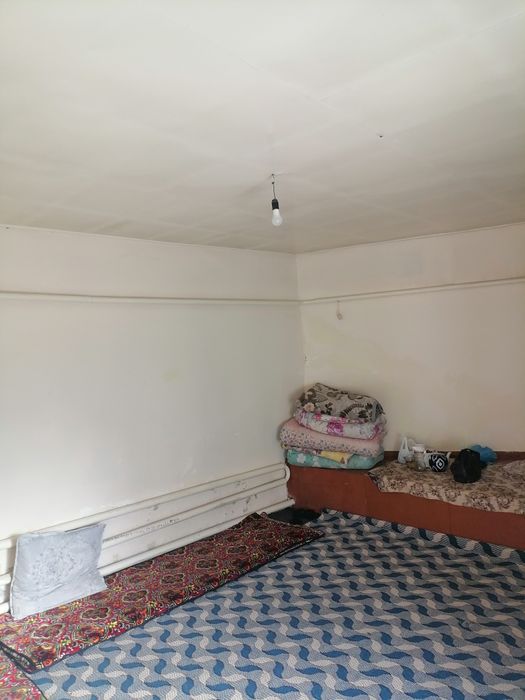 Srochni ga yangiyol shaharda kelishiladigan narxga uy sotiladi