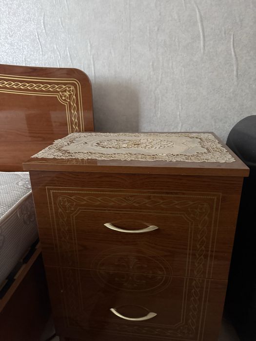 Продам спальный гарнитур Флоренция