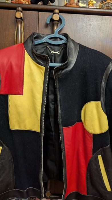 Продам женскую кожа+шерсть-куртку