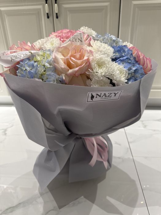 Очень красивый, шикарный букет