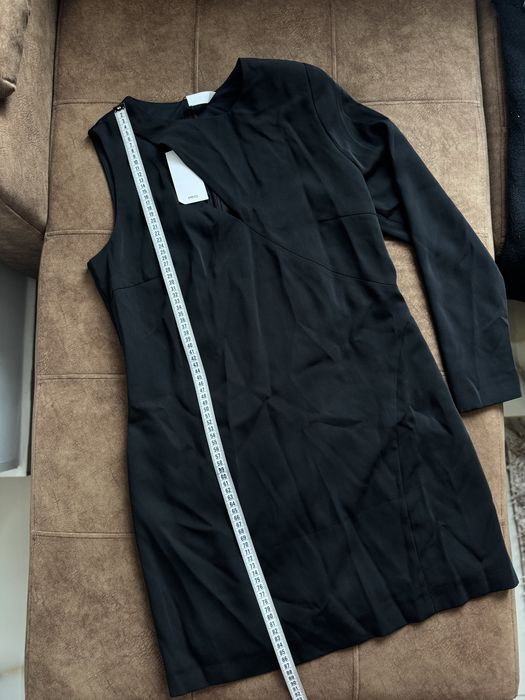 Чисто нова ролкя на Mango